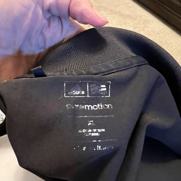 Adidas‎ - Picture 4 of 4